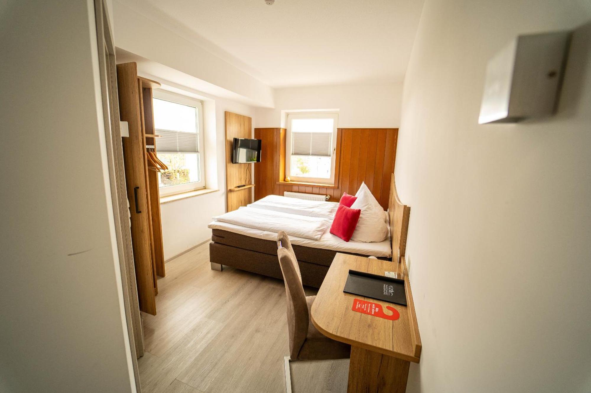 Berghotel Deutscher Flieger Wasserkuppe Gersfeld Phòng bức ảnh