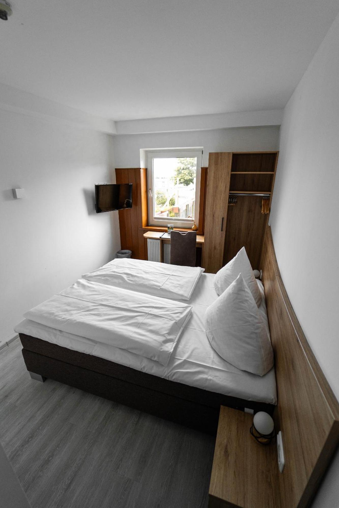 Berghotel Deutscher Flieger Wasserkuppe Gersfeld Phòng bức ảnh