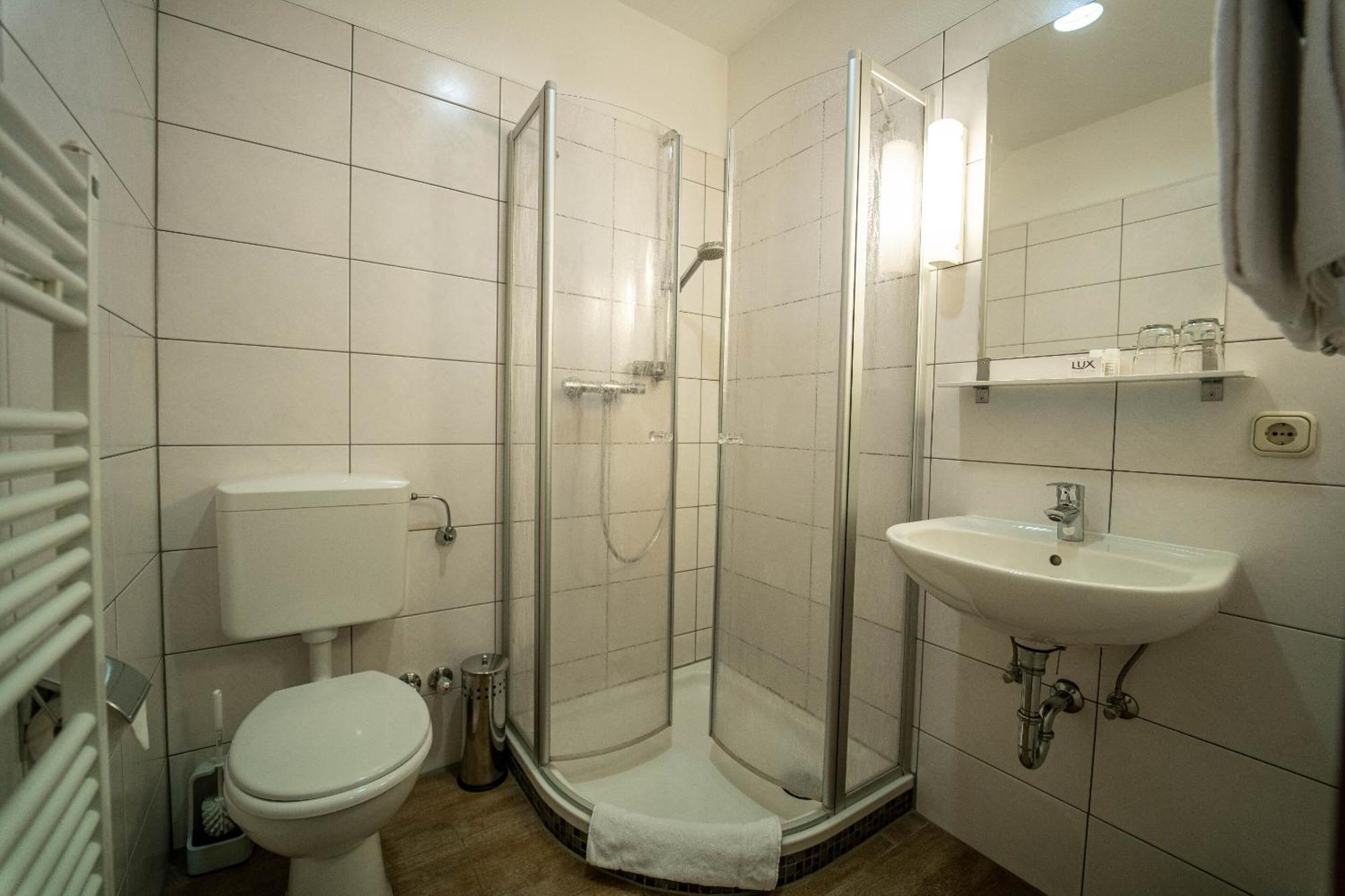 Berghotel Deutscher Flieger Wasserkuppe Gersfeld Phòng bức ảnh